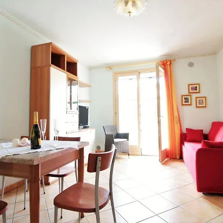Appealing In With Garden Apartment