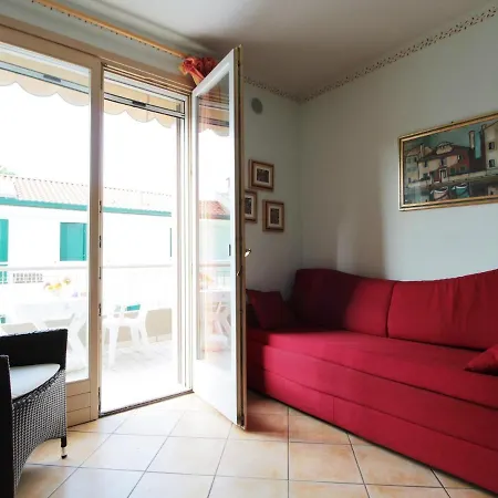 Appealing In With Garden Apartment