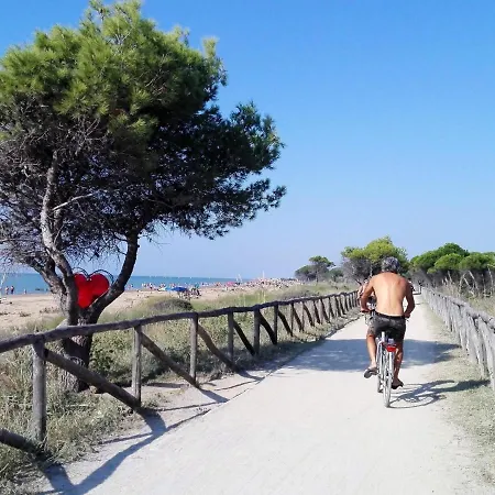 Appealing In With Garden Apartment Lido di Jesolo