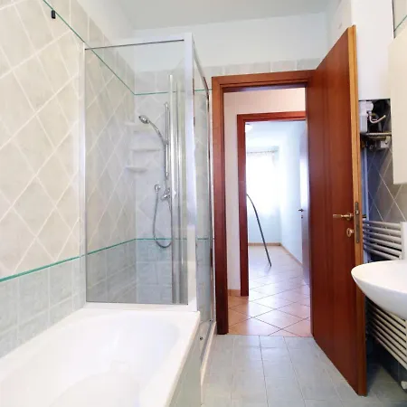 Apartment Appealing In With Garden Lido di Jesolo